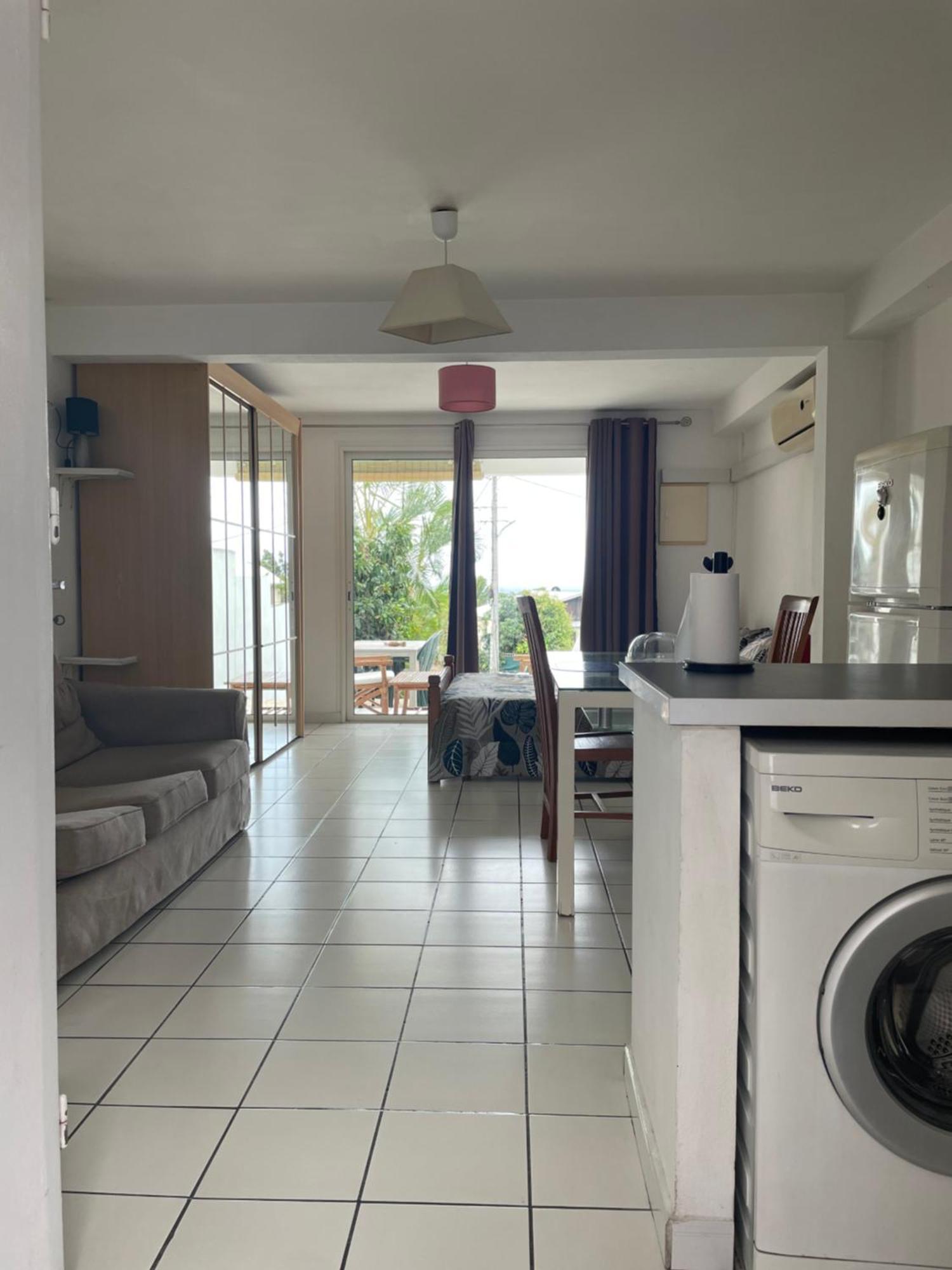 Studio 40M2 Saint Gilles Les Bains 외부 사진